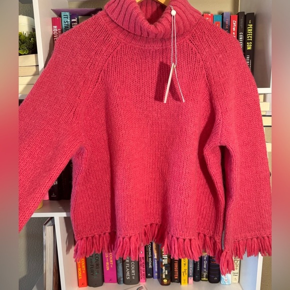NWT Tory Burch Jennifer Sweater Hibiscus Flower Cropped Fringe Turtleneck Medium - Picture 9 of 9